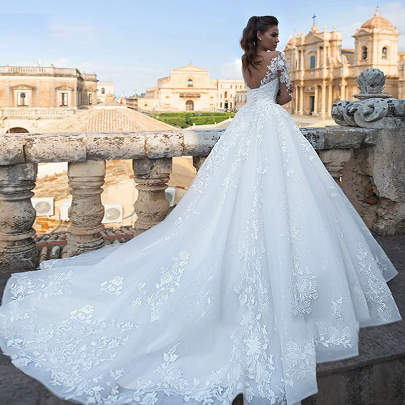 Classic Long Sleeve 3D Lace Wedding Dress – Pure White & Ivory Floor-Length Bridal Gown